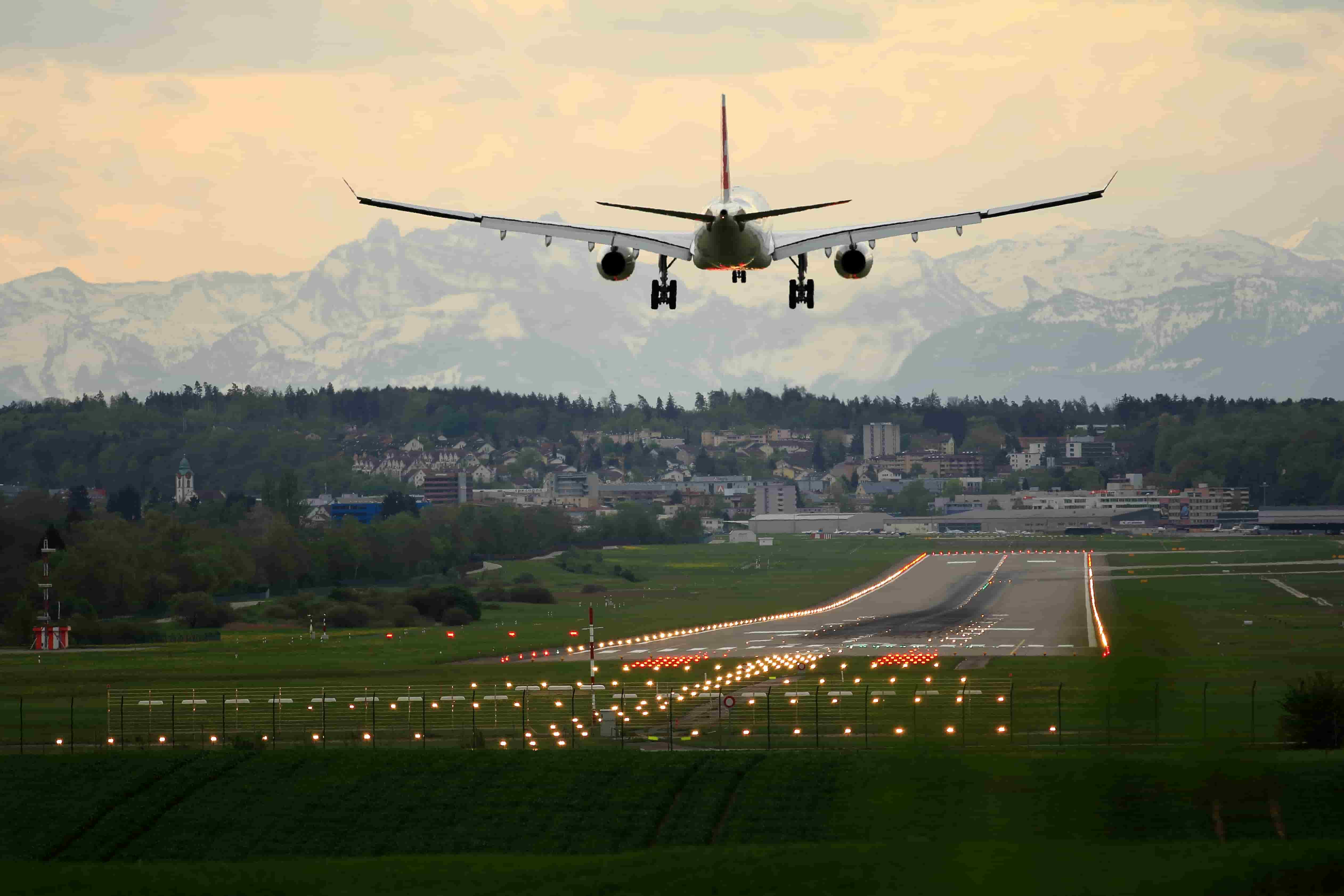 Airplane Landing